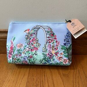 NWT Heathcote & Ivory In The Garden Travel Bag Set